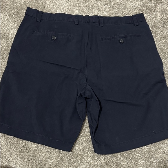 Banana Republic Navy Men's Flat Front Shorts - Picture 3 of 5